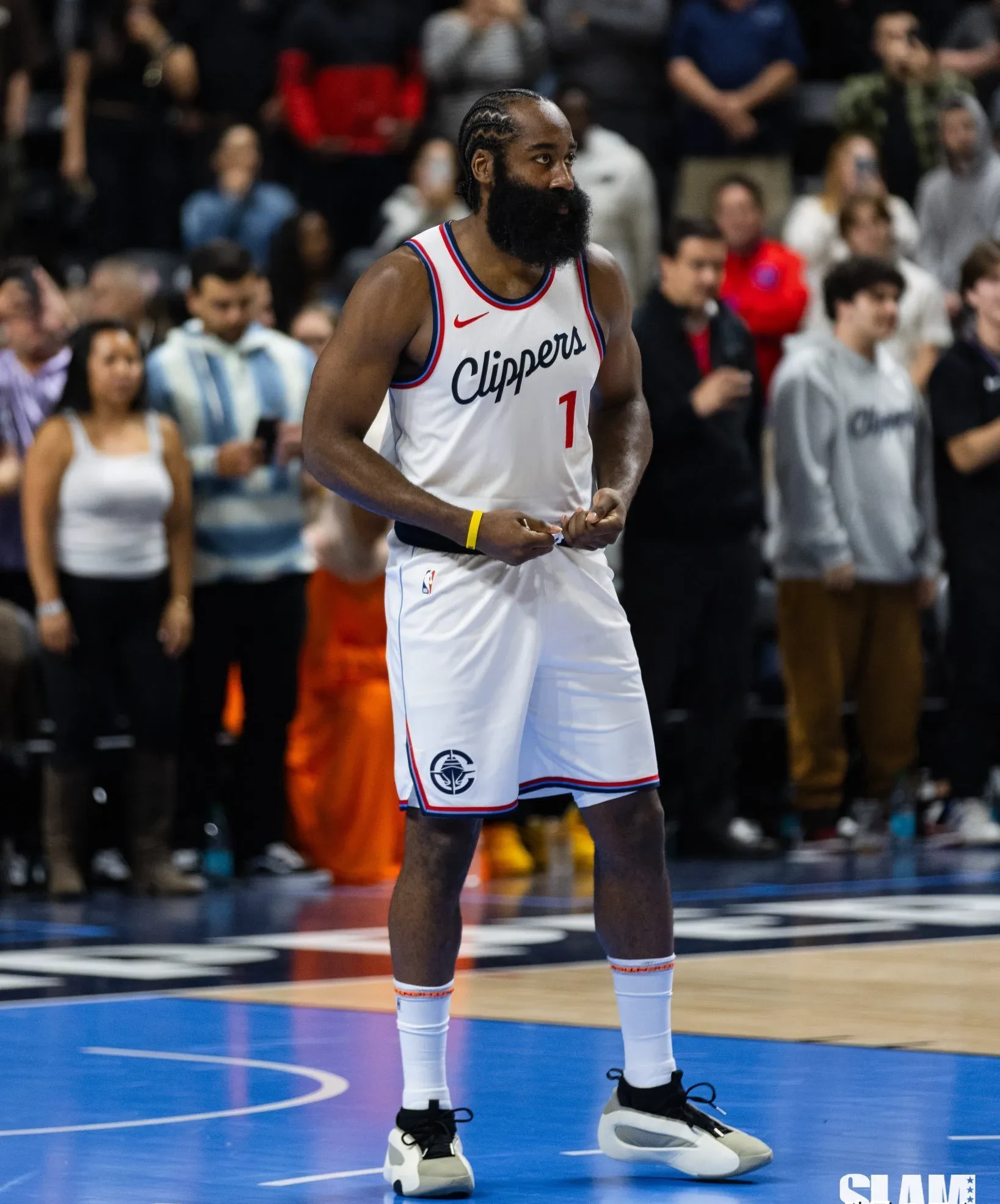 爱游戏APP-哈登连续五场比赛得分超过表现优异，西班牙队不断突破！-爱游戏APP