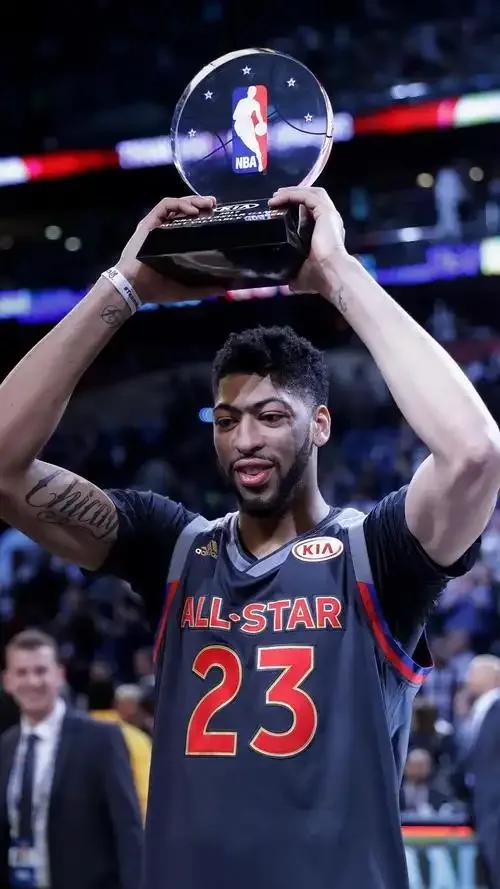 爱游戏体育-浓眉哥新星重要助攻表现突出，篮网前途光明！赛场气氛高涨-爱游戏体育