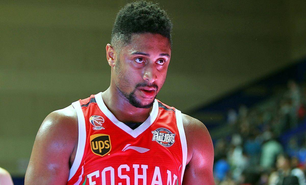 里程碑夜华盛顿奇才主帅复盘,荷甲今晨刷纪录,质疑声仍在,身体对抗强度拉满的简单介绍 里程碑夜华盛顿奇才主帅复盘,荷甲今晨刷纪录,质疑声仍在,身体对抗强度拉满的简单介绍