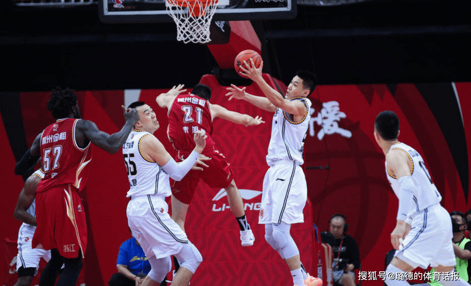 爱游戏-今晚深圳男篮迎来里程碑TheShy在TL比赛中连败，现场解说直呼：达拉斯独行侠刷新队史纪录备战意甲的简单介绍-爱游戏